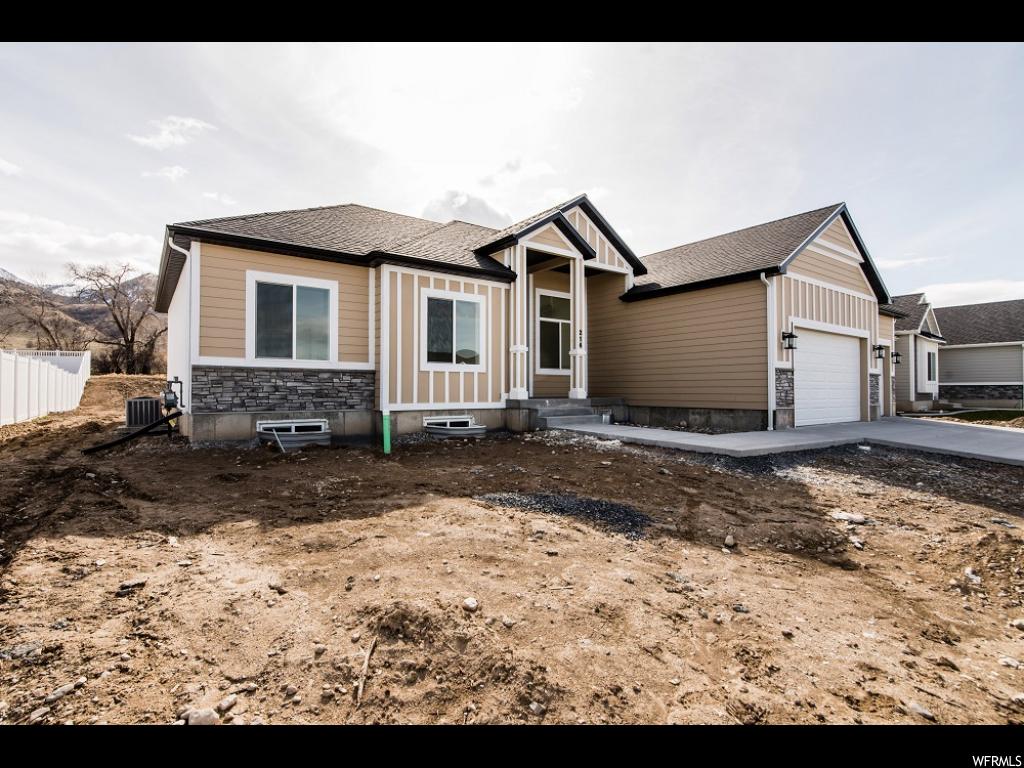 214 S 890 E, Smithfield, UT 84335