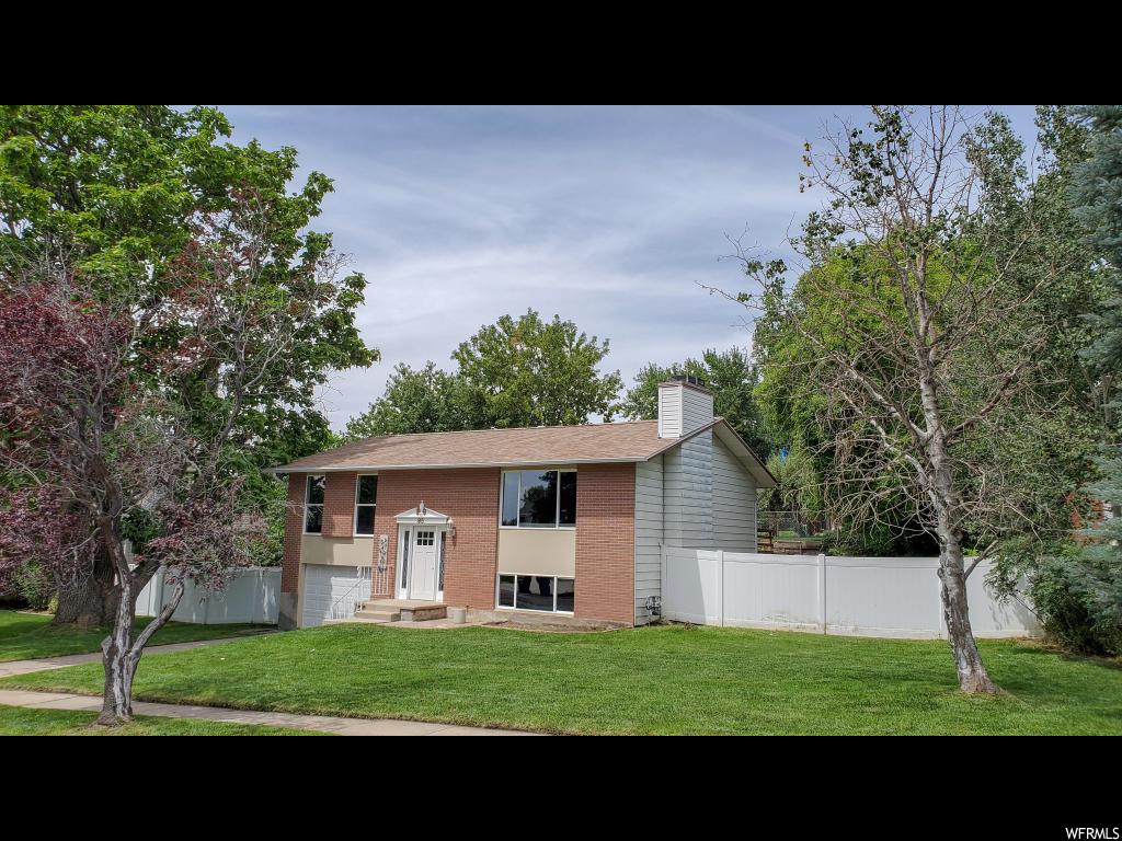 95 E Continental Dr, Farmington, UT 84025