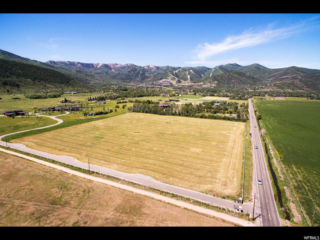 571 W Old Ranch Rd, Snyderville, UT 84098