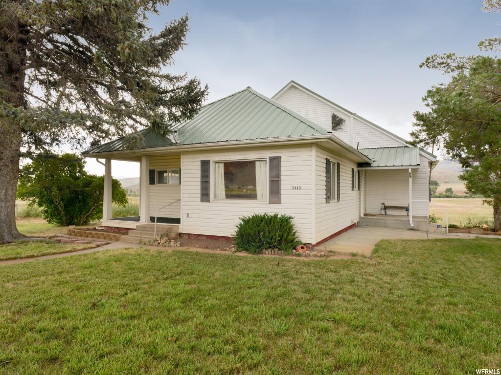 2440 N Main St, Henefer, UT 84033
