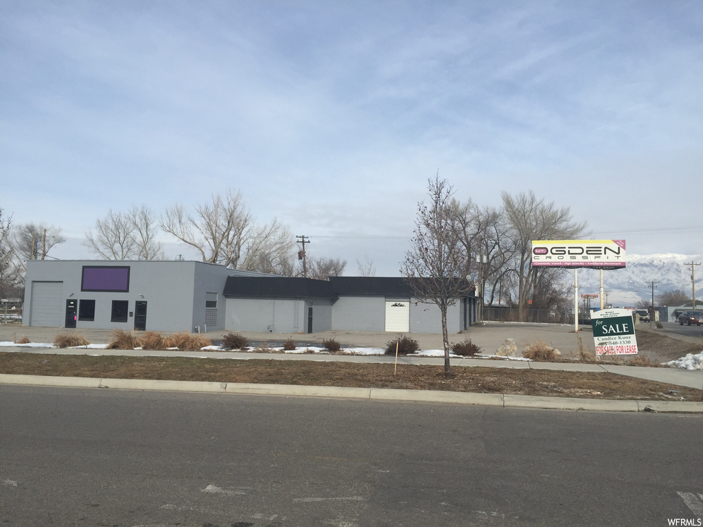 1865 S Wall Ave E, Ogden, UT 84404