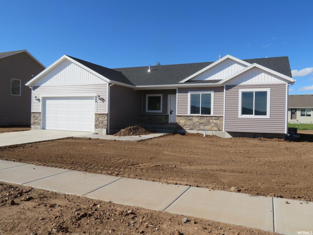 689 E 480 S, Hyrum, UT 84319