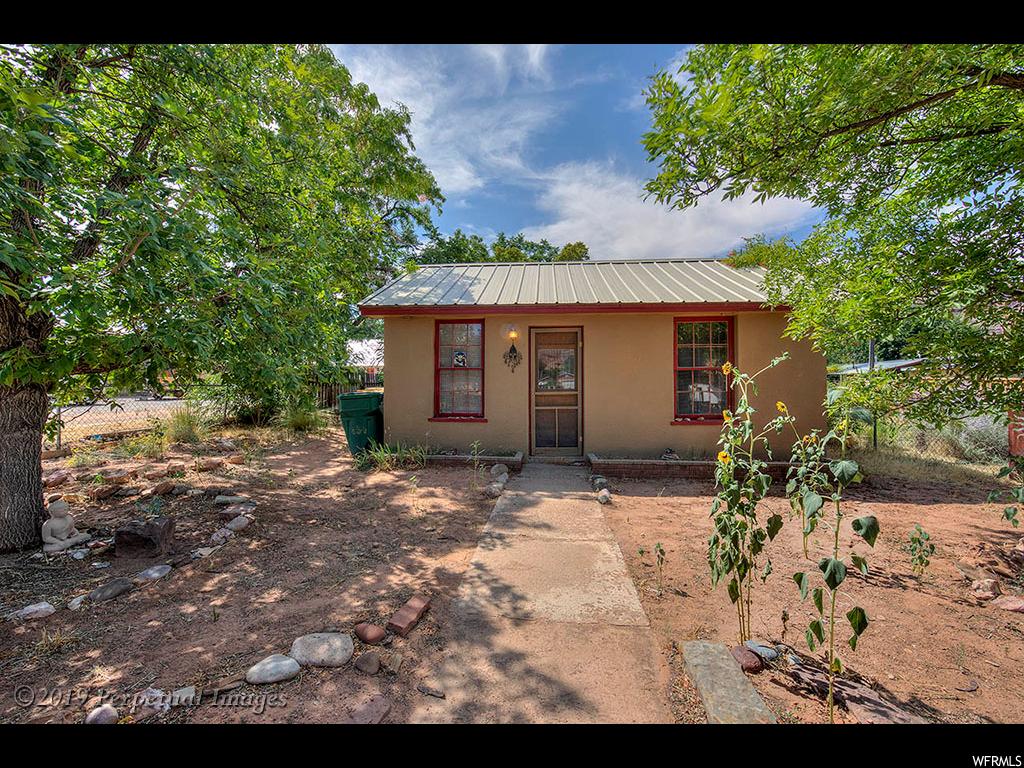 634 Locust Ln, Moab, UT 84532