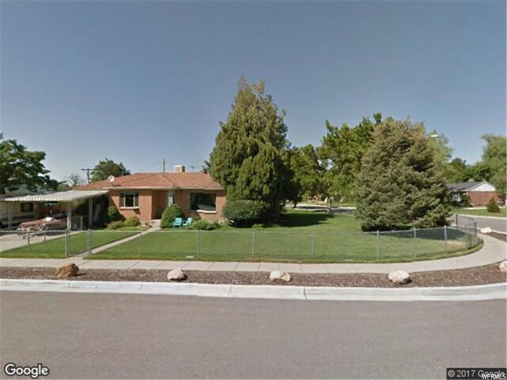 439 E Knollcrest St, Murray, UT 84107