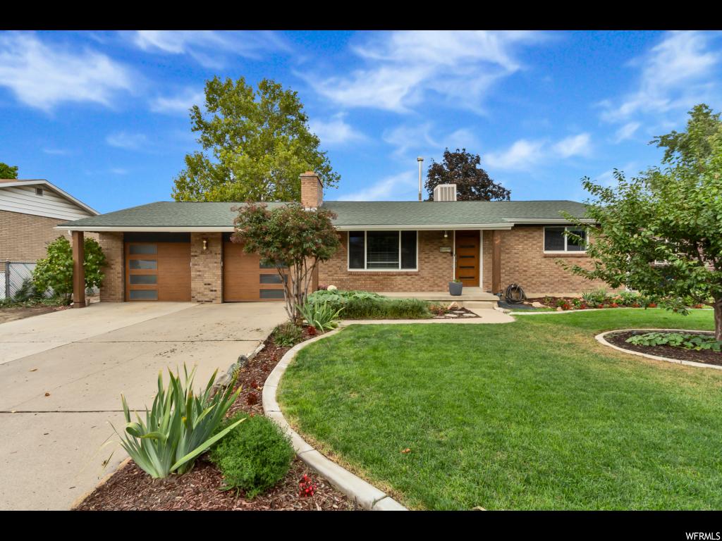 8094 S Bryce Dr E, Sandy, UT 84070