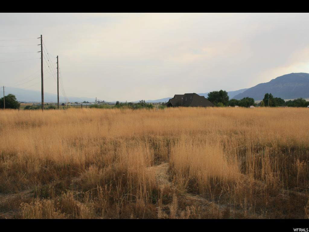 560 200 N E Moroni, Utah Build your dream home on this large lot and enjoy the country life. Address for this property is approximate; an assigned address to this property will be given during the building permit process. Water and power are close by. Buyer and buyer's agent to verify all information.