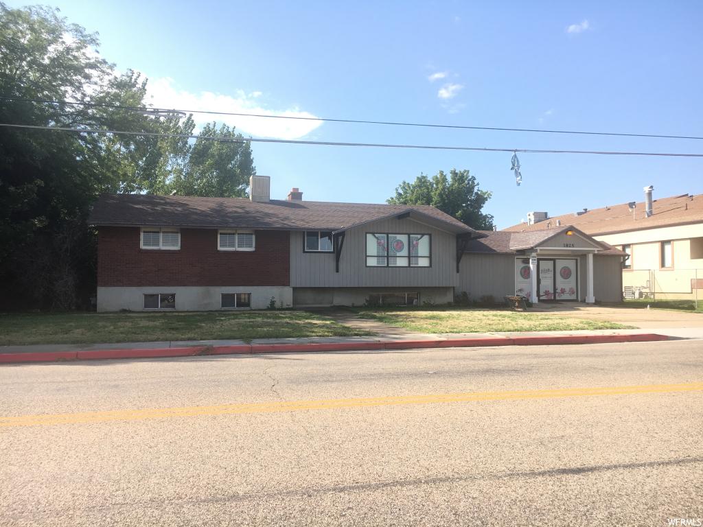 1825 W 4400 S, Roy, UT 84067