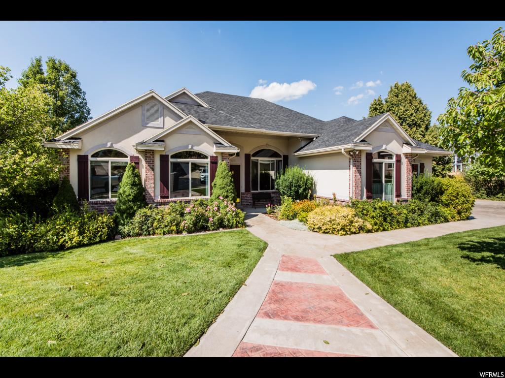 49 Eagle Nest Cir, Providence, UT 84332