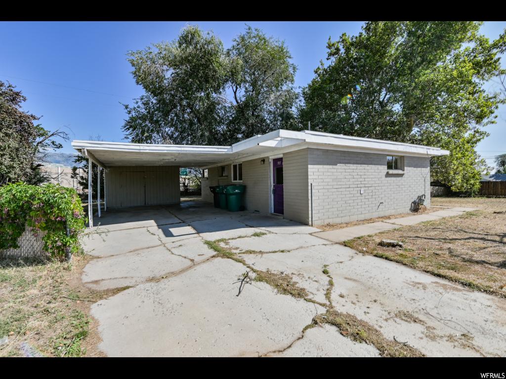 905 E Birch St S, Clearfield, UT 84015
