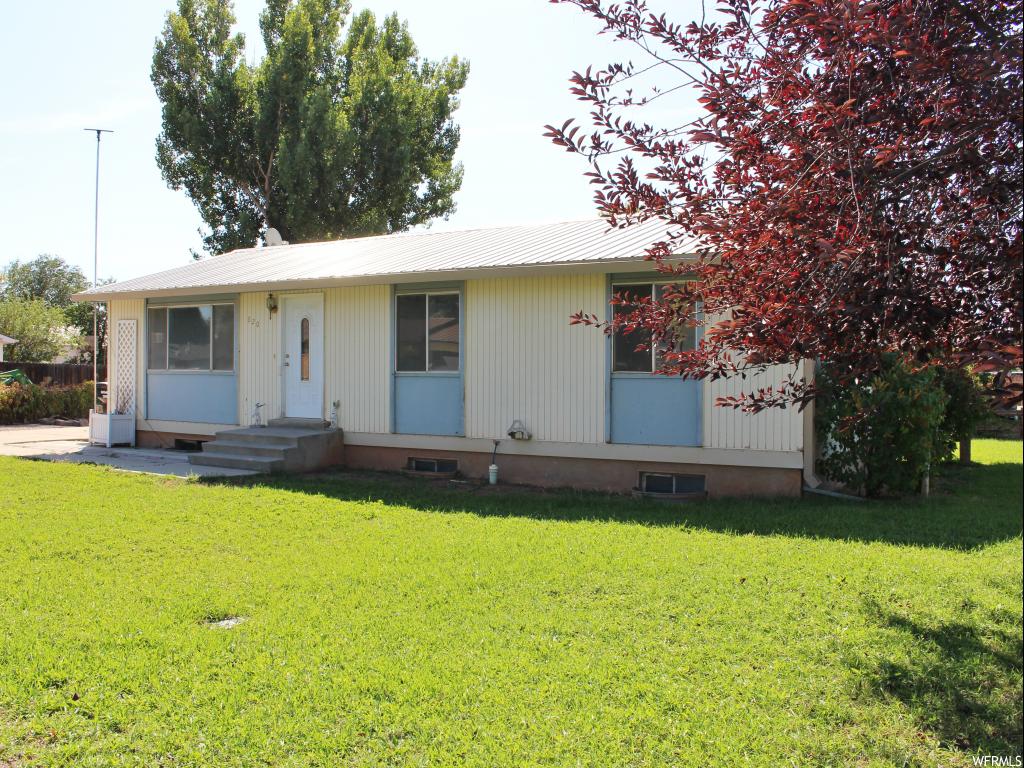 820 E 300 N, Roosevelt, UT 84066