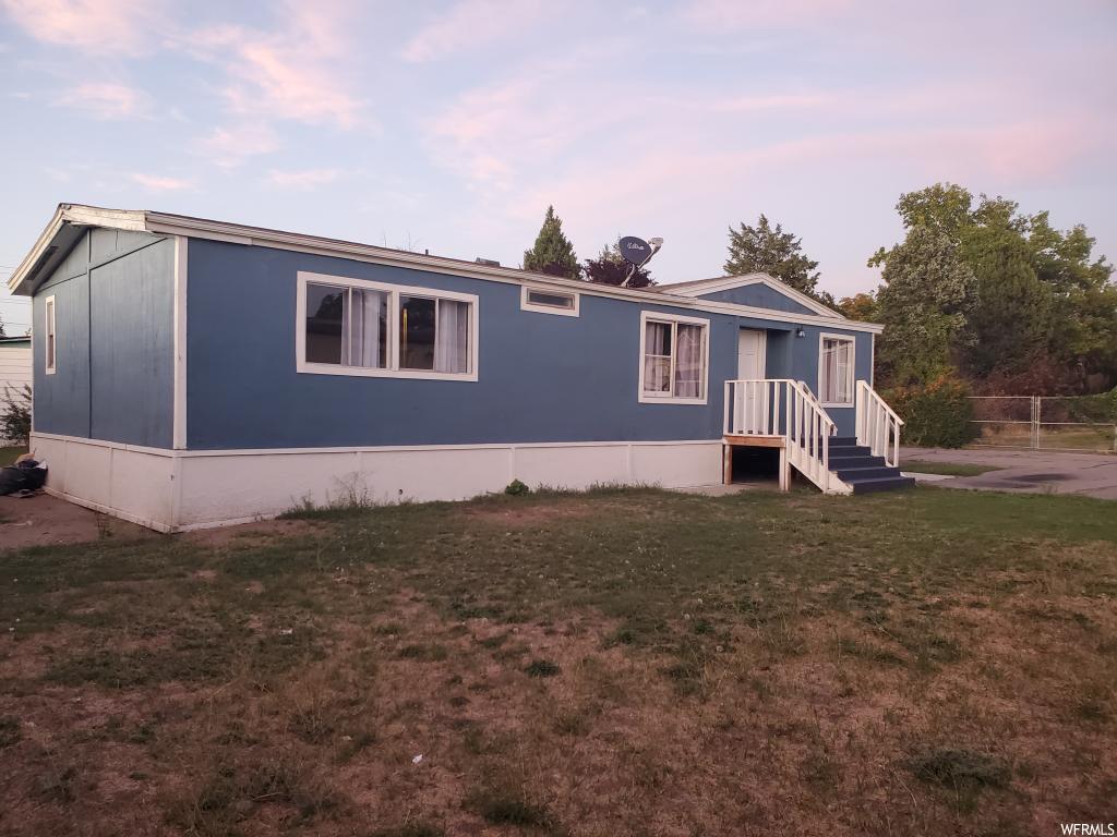 4 E Tiny Wood Dr S, Sandy, UT 84070