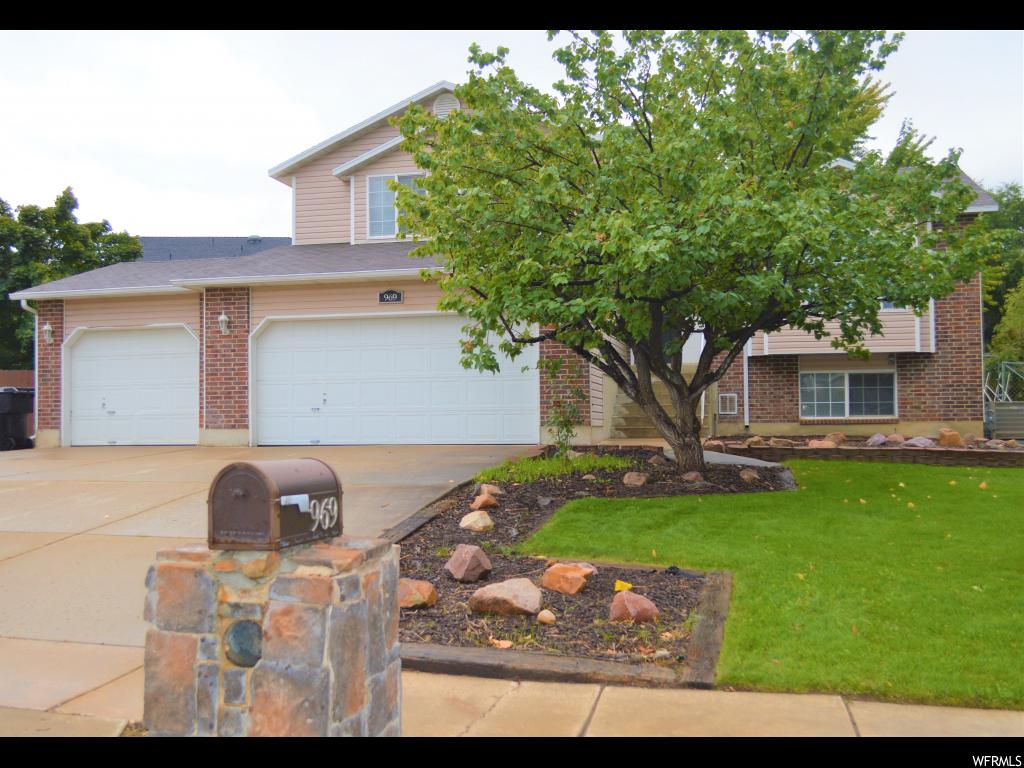 969 W 1300 N, Clinton, UT 84015