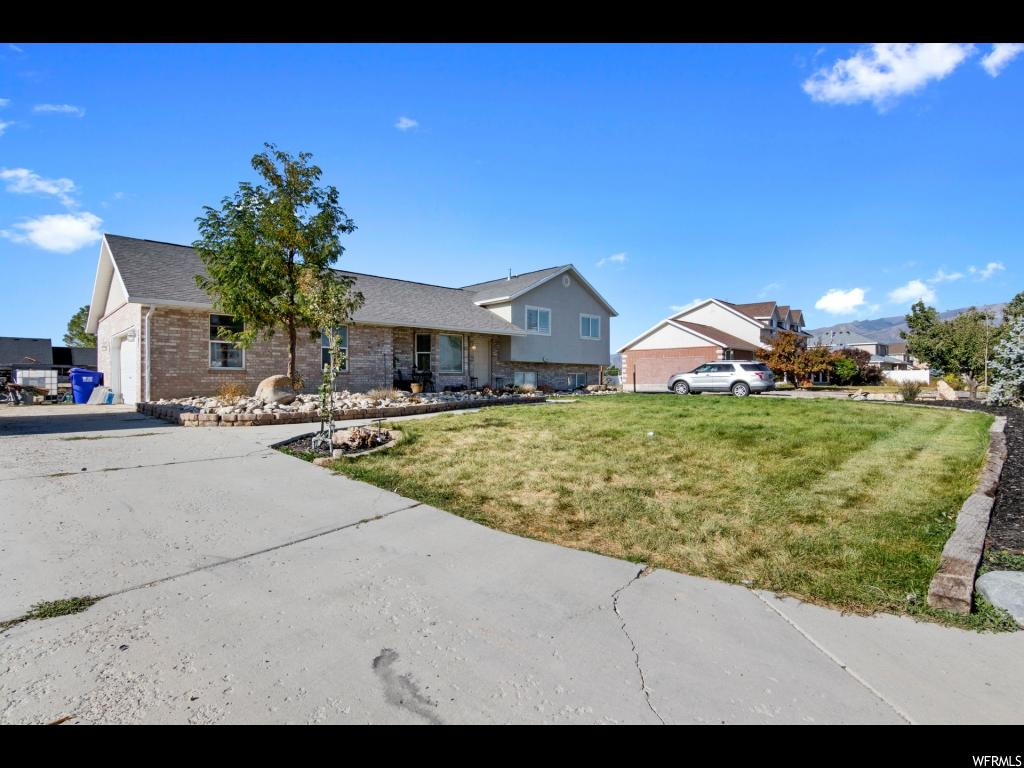 1034 Russel Rd, Eagle Mountain, UT 84005