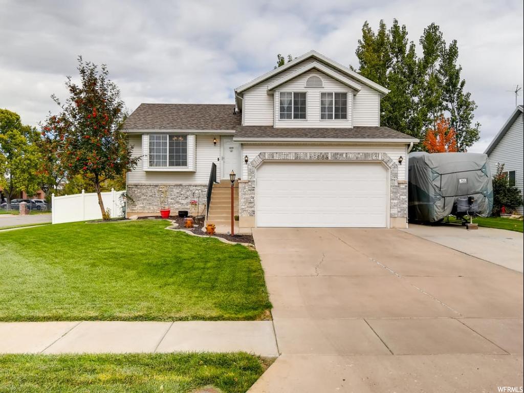 688 W 2050 N, Clinton, UT 84015