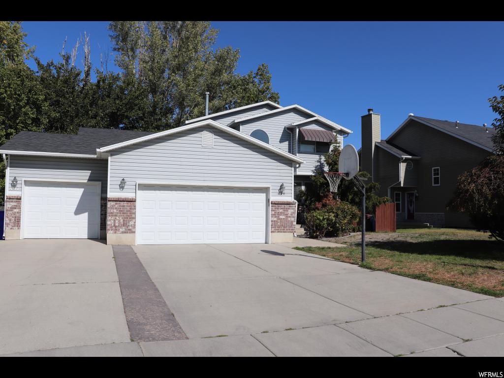 449 E Acoma Rd, Midvale, UT 84047
