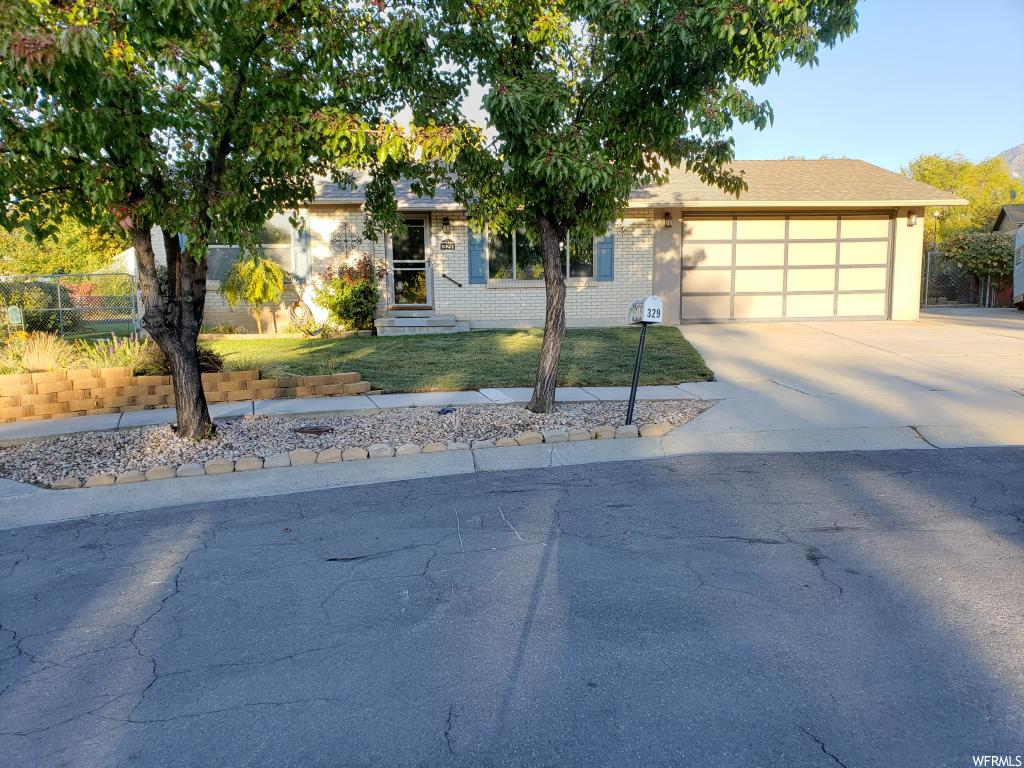 329 E Lane Cir, Sandy, UT 84070