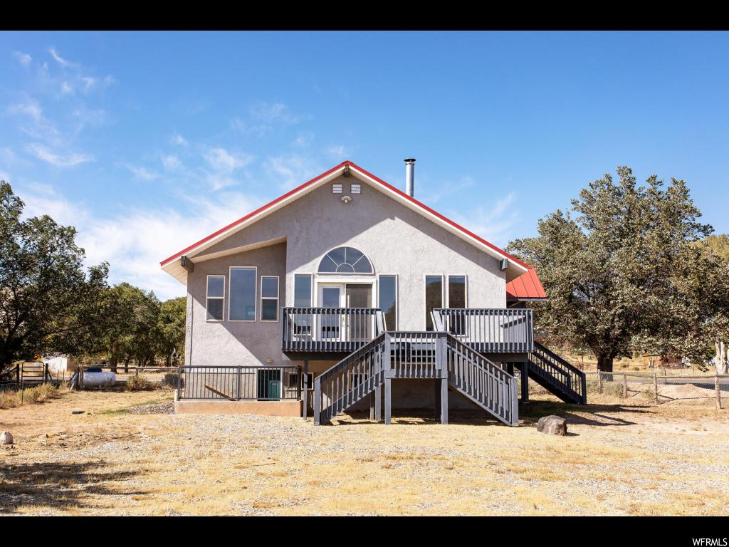 10 E Rustler St S, Teasdale, UT 84773