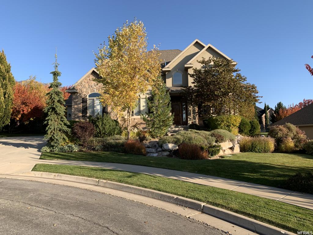544 N Artists Way E, Layton, UT 84040