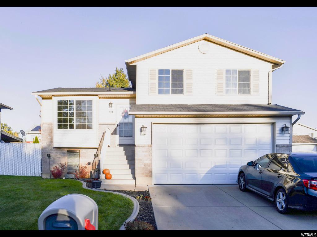 594 N 1300 W, Clinton, UT 84015