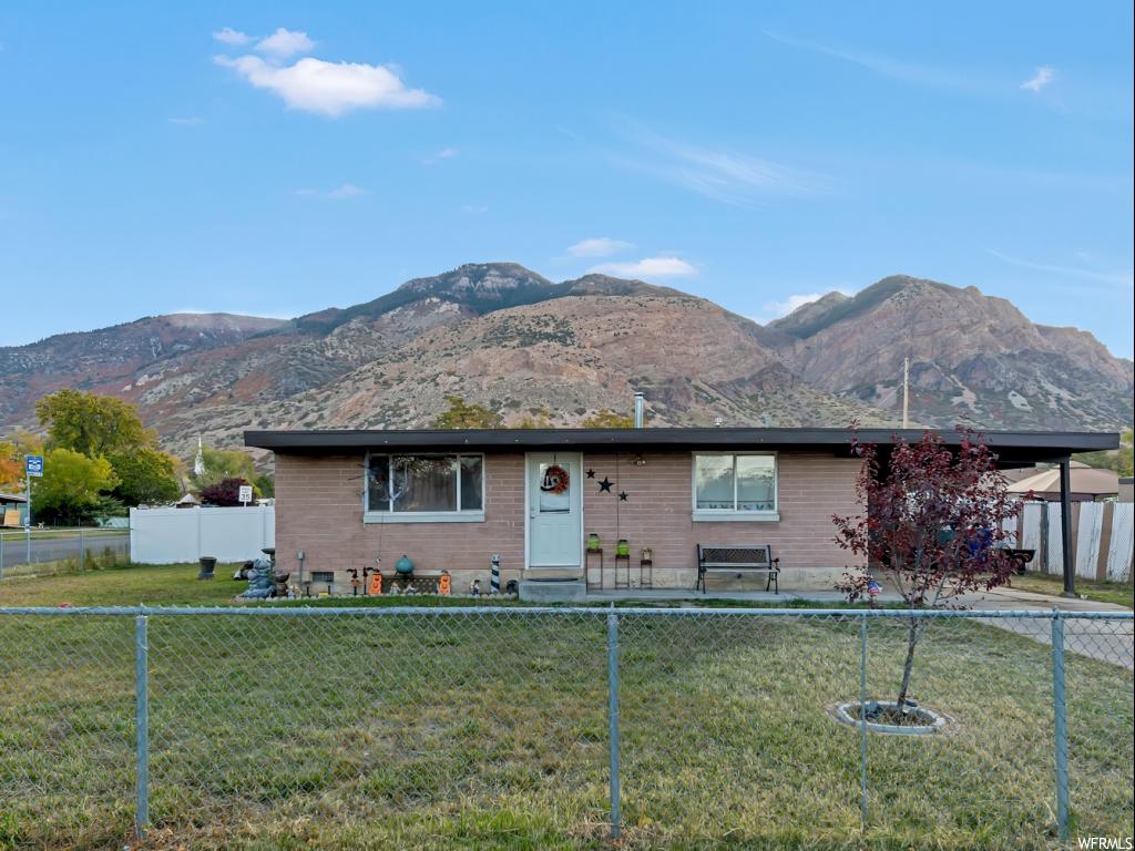 1082 N Madison Ave E, Ogden, UT 84404