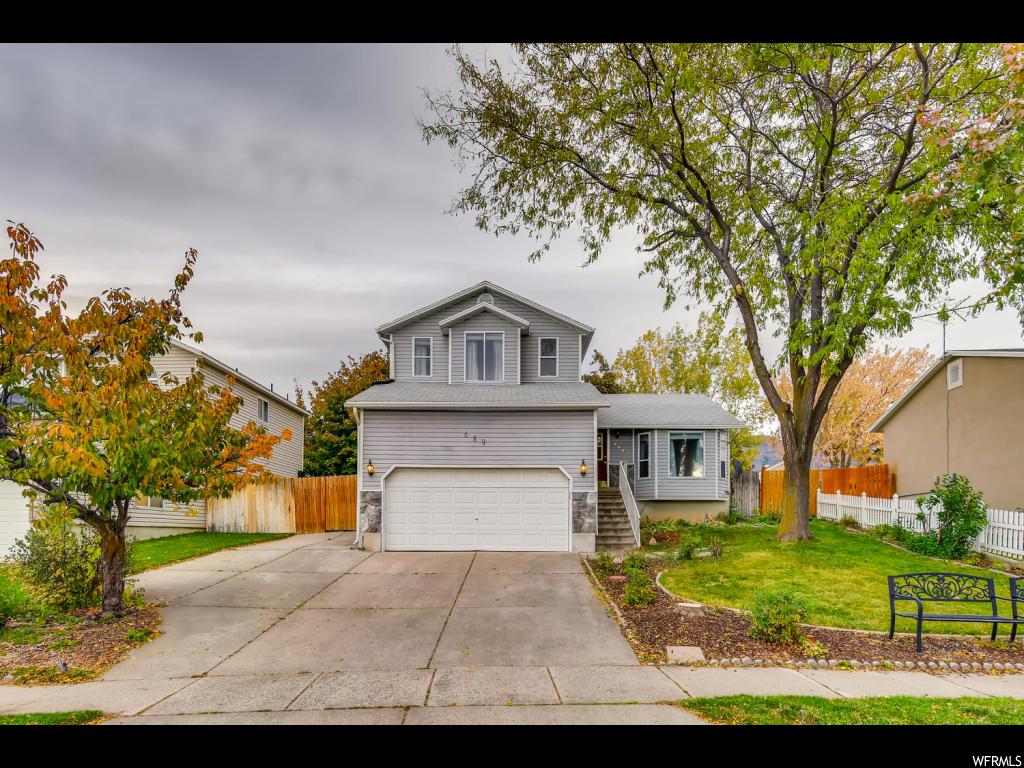 689 S Fox Run Dr E, Layton, UT 84041