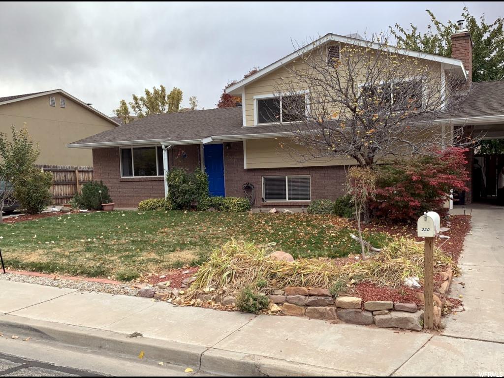 230 Hillside Dr, Moab, UT 84532