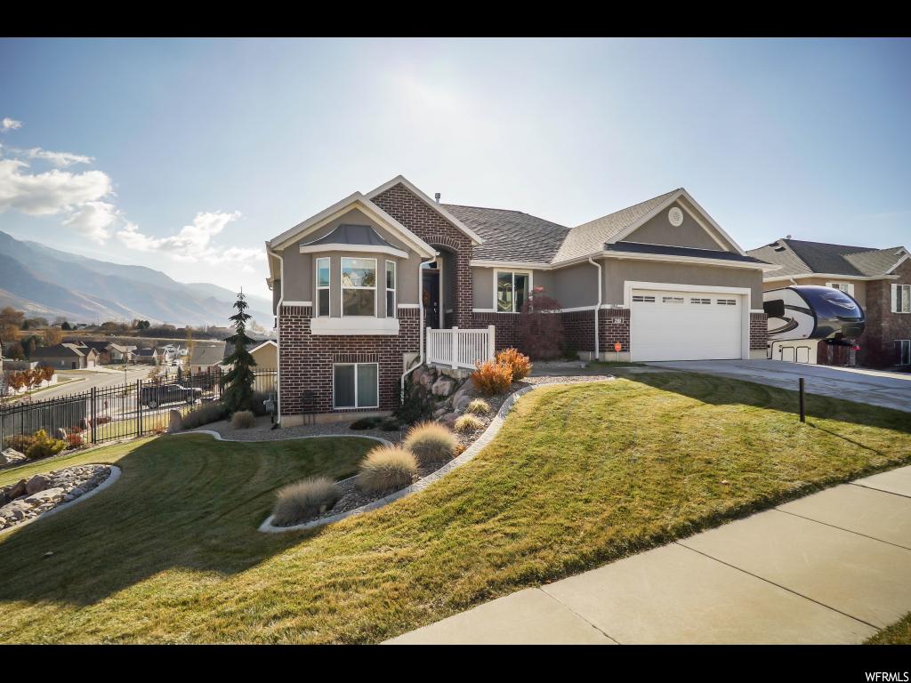 2018 E Redshoulder Dr, Layton, UT 84040