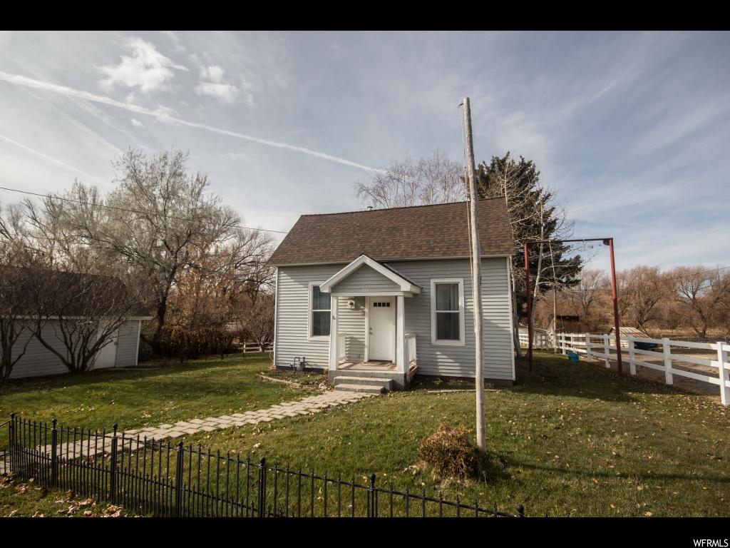 274 S 300 E, Hyrum, UT 84319