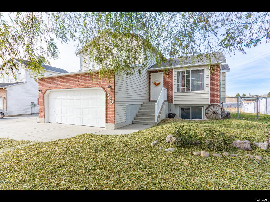 5601 S 3850 W, Roy, UT 84067