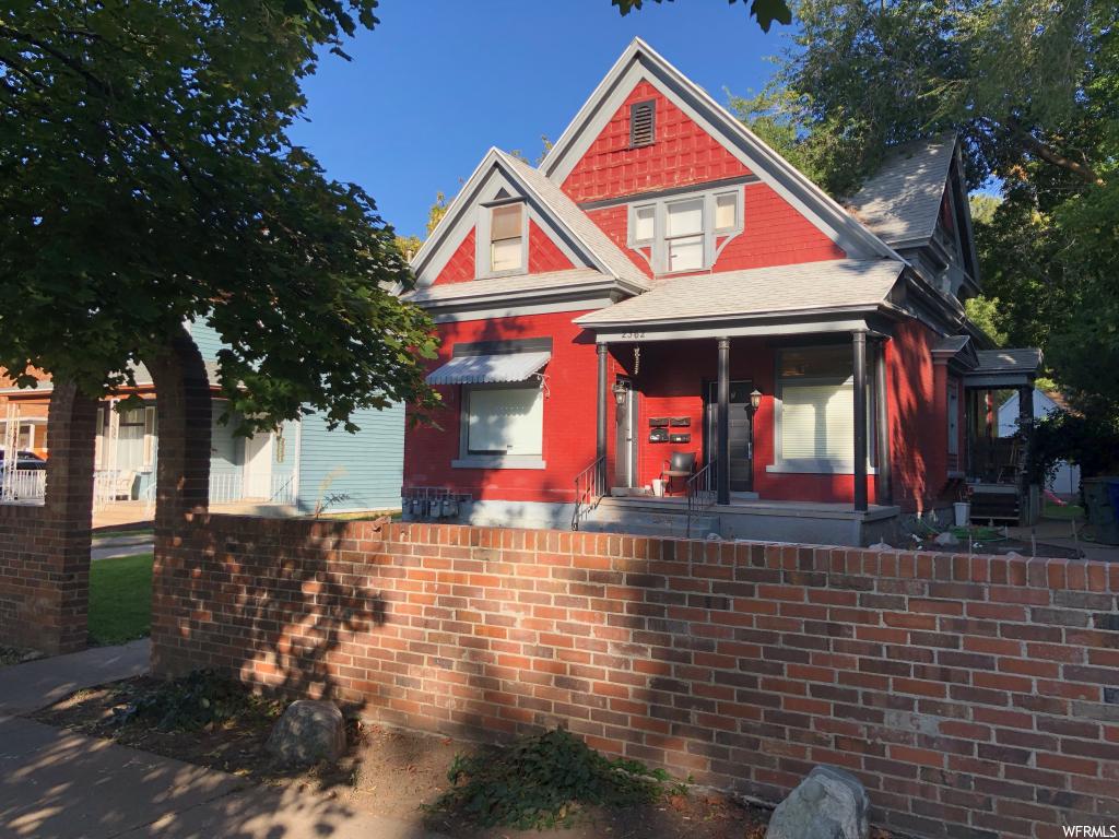2362 S Madison Ave E, Ogden, UT 84401