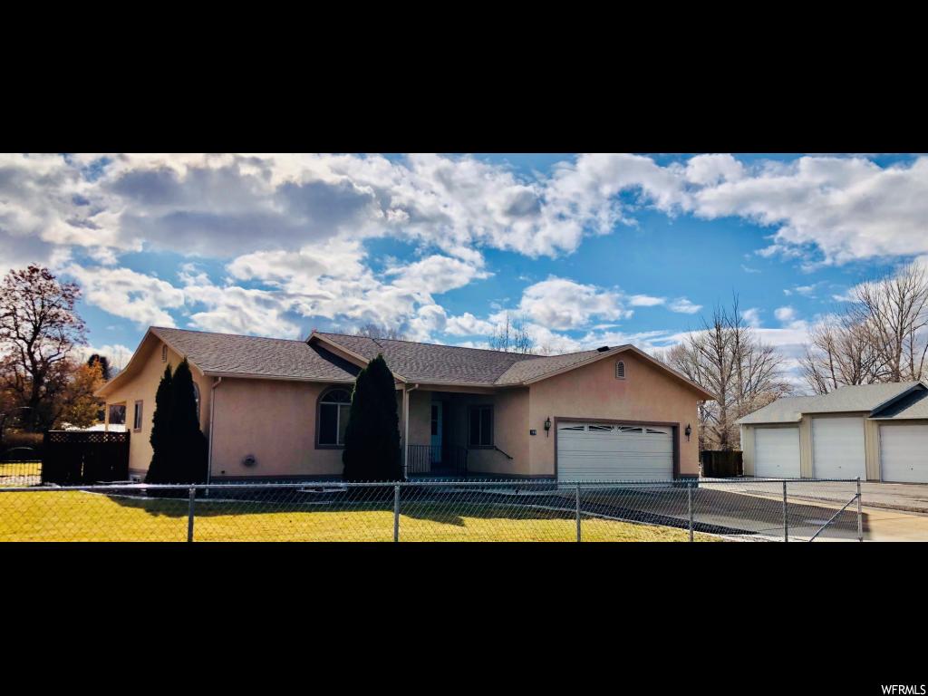 186 E 300 N, Monroe, UT 84754
