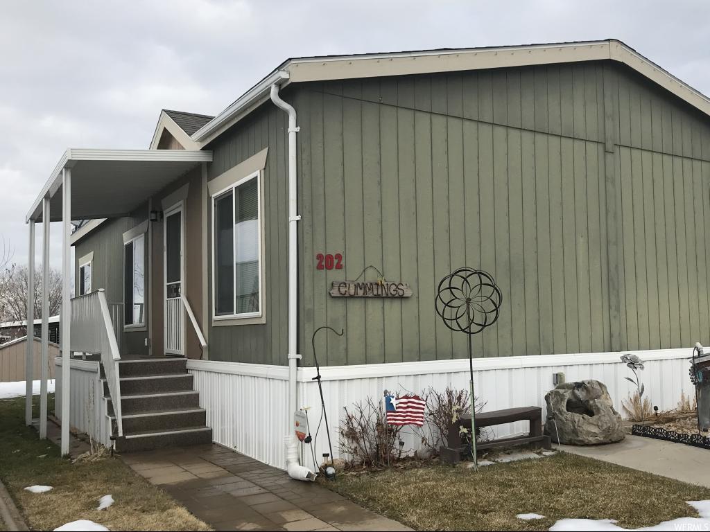 3750 Midland Dr #202, Roy, UT 84067