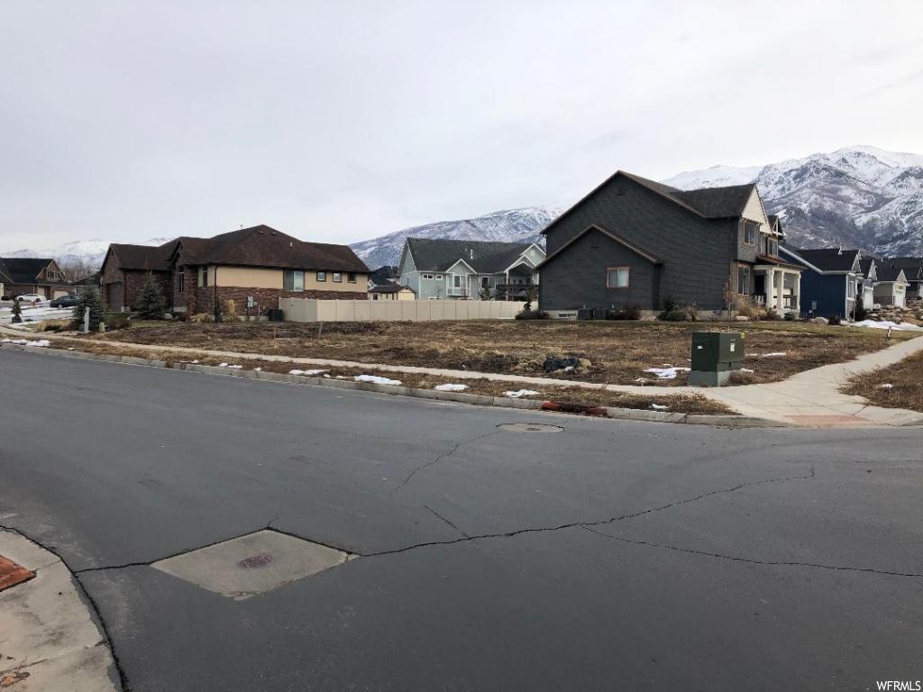 1723 E Mapleway #526, Layton, UT 84041