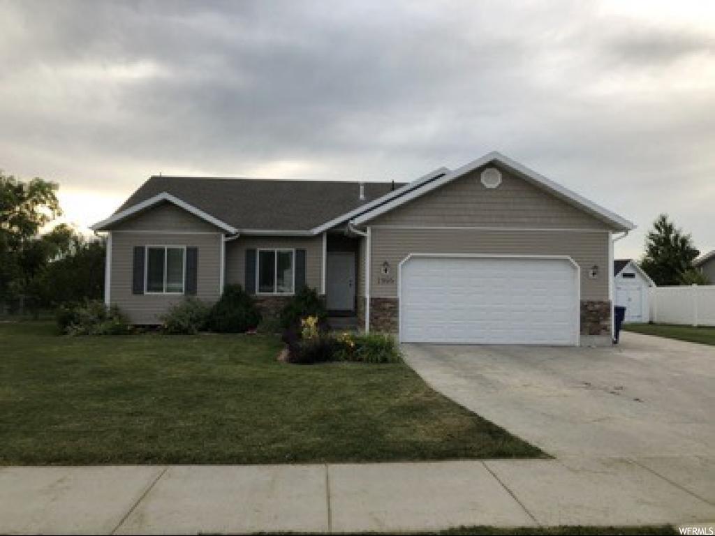 1395 E 100 S, Hyrum, UT 84319