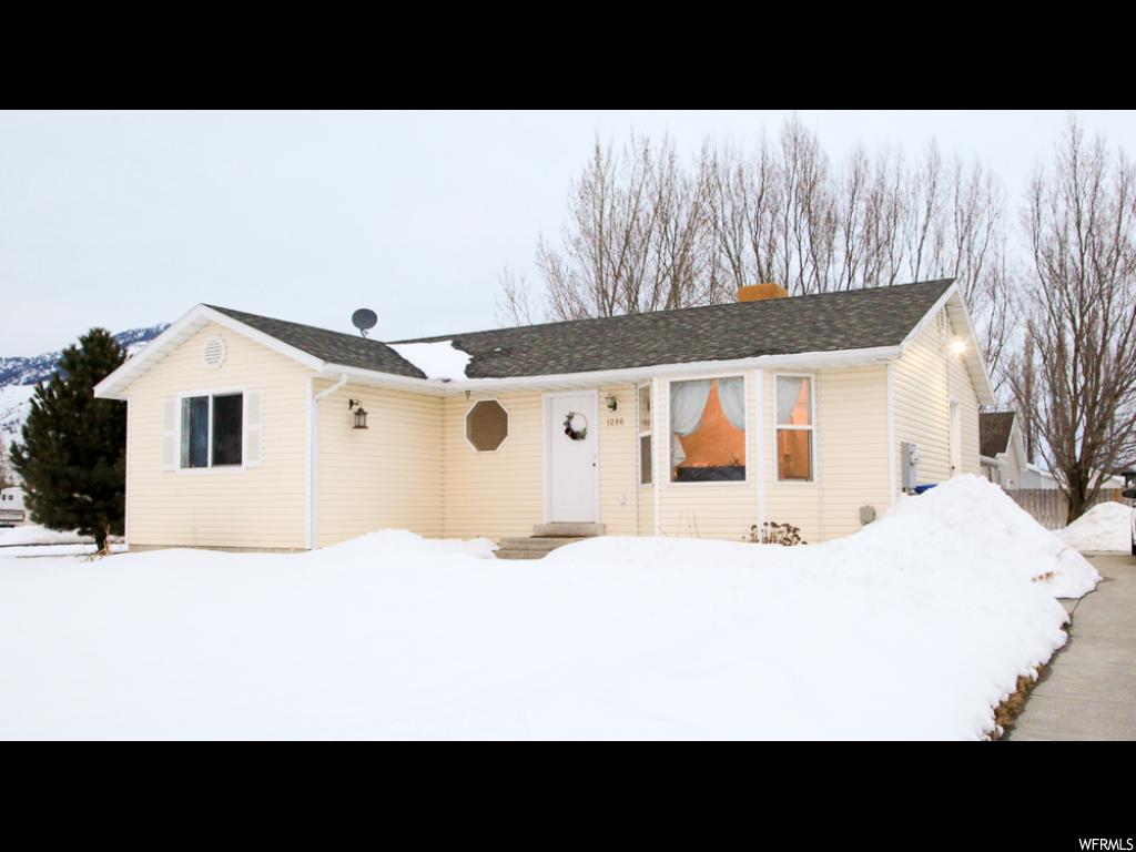 1286 E 25 S, Hyrum, UT 84319