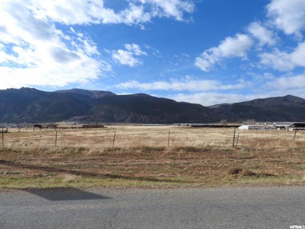 Moroni, Utah Great location on the west side of the valley. Has great potentials with beautiful views of the valley & mountain ranges. Buyer to verify all information.