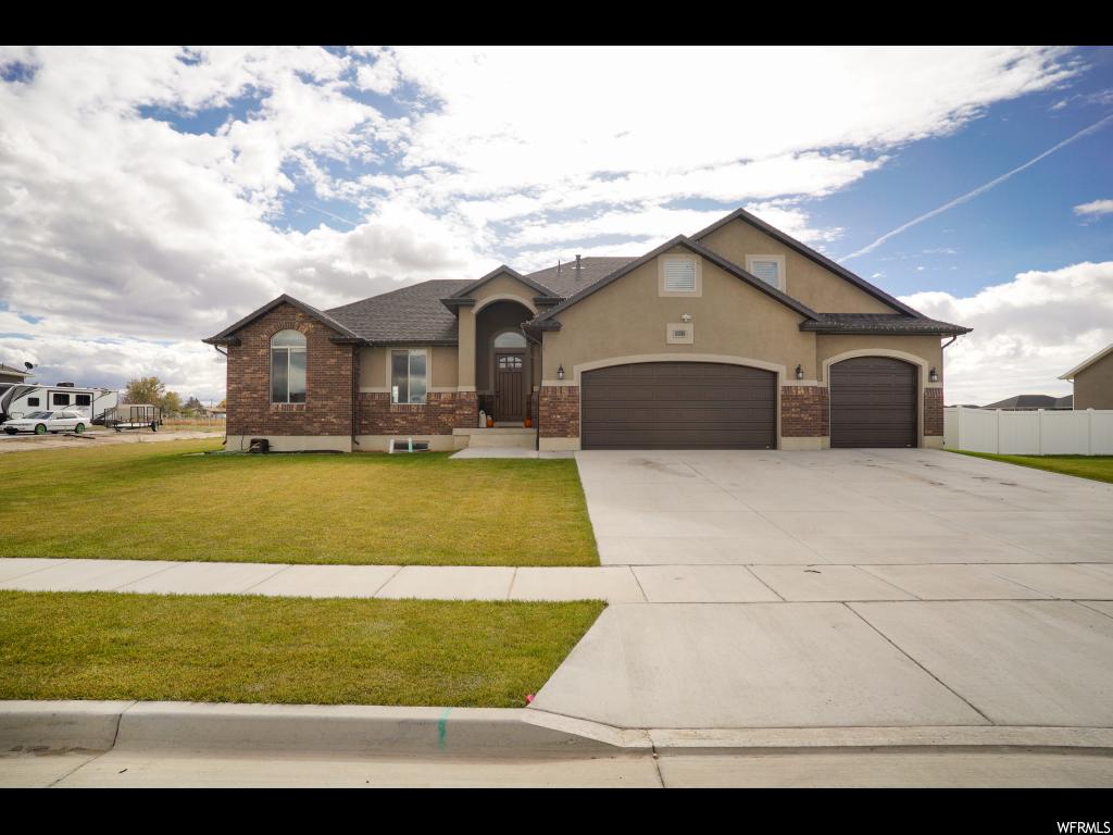 3339 W 2000 N, Clinton, UT 84015