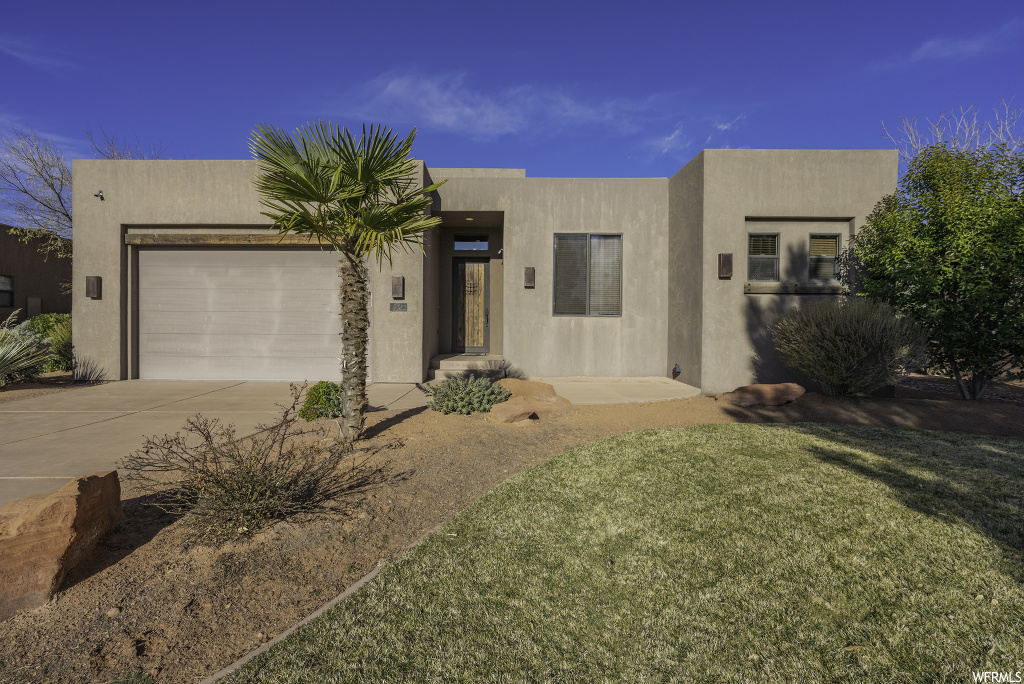 4962 Boulder View Dr, Hurricane, UT 84737