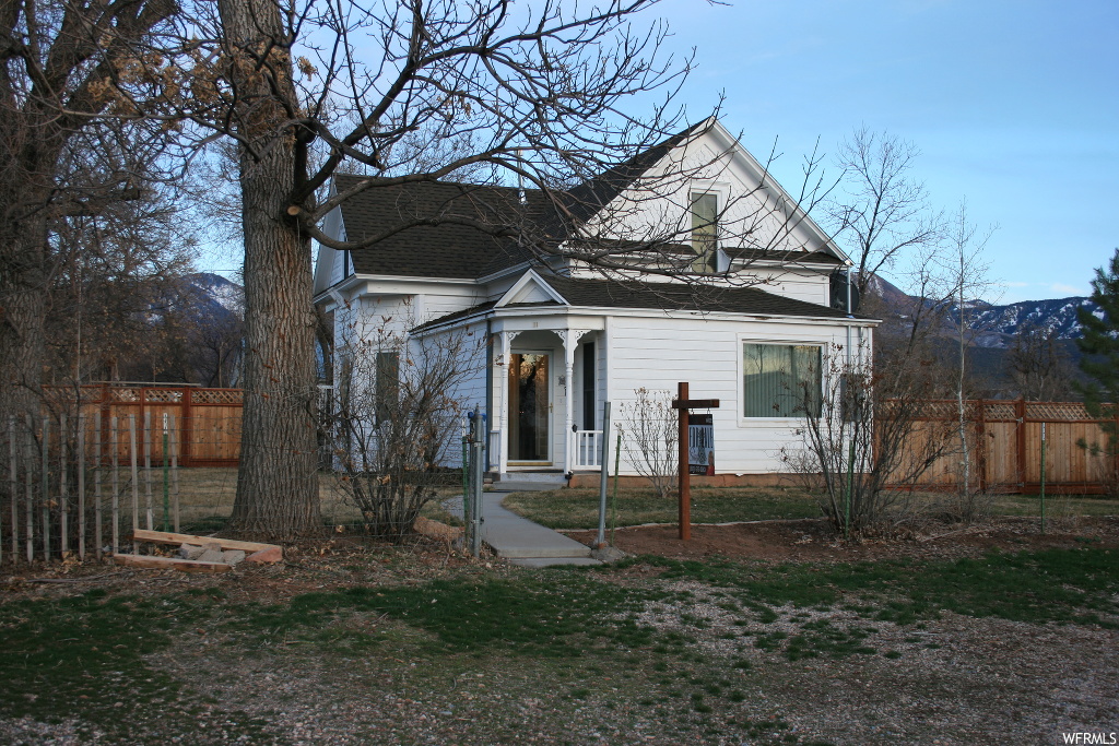 11 S 200 E, Meadow, UT 84644