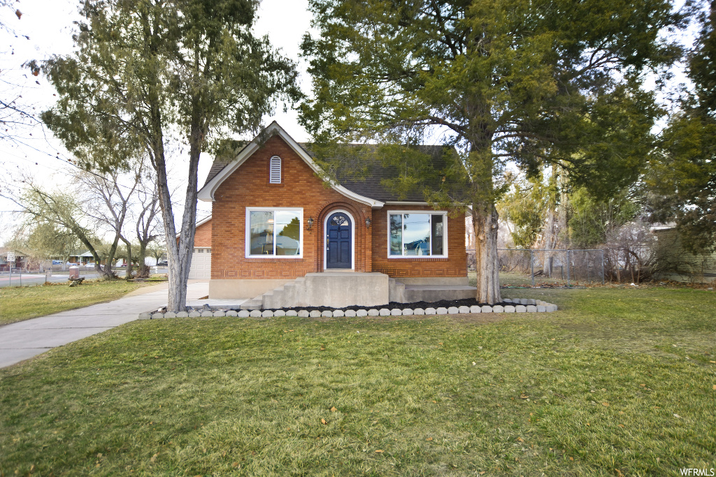 742 W 2300 N, Clinton, UT 84015
