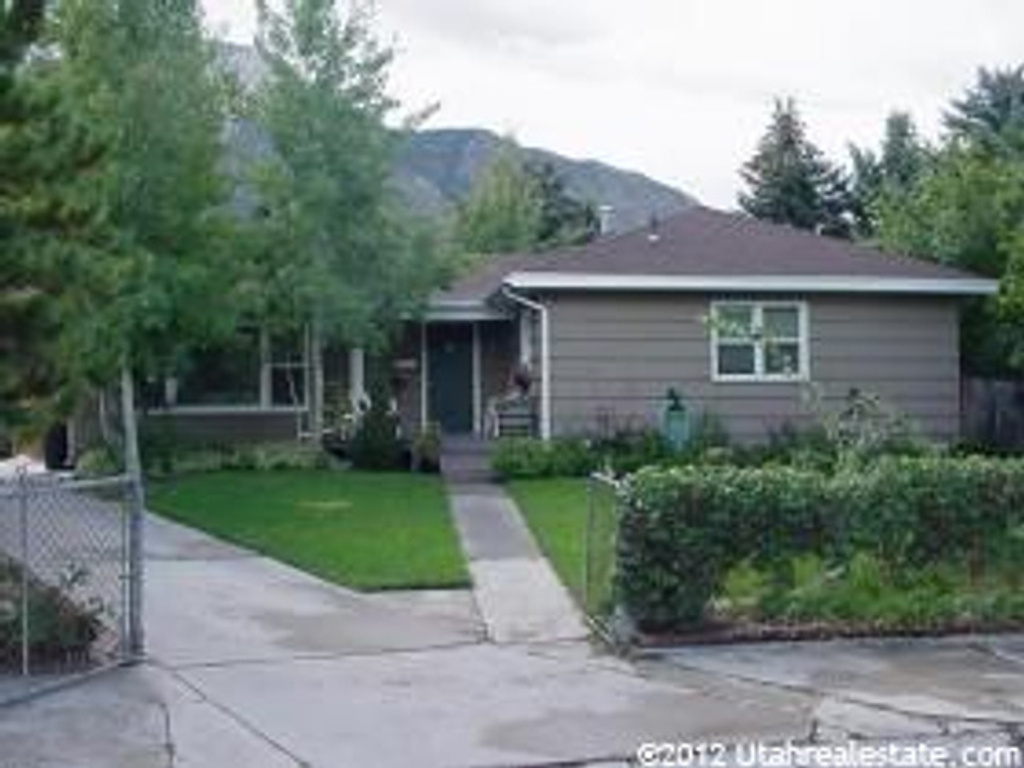 3076 Morningside Dr, Salt Lake City, UT 84124