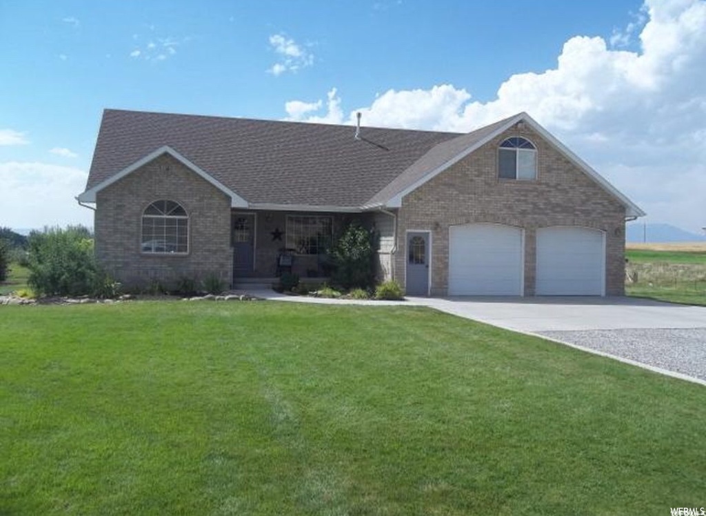 54 S 2600 E, Preston, ID 83263