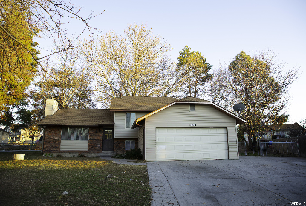 1547 W 1620 N, Clinton, UT 84015