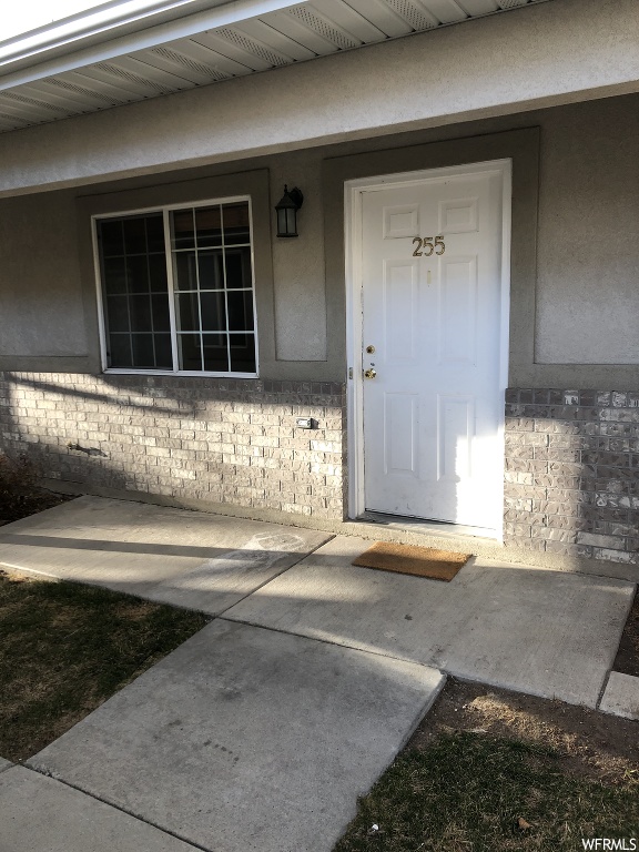 255 Talon Dr, Logan, UT 84321