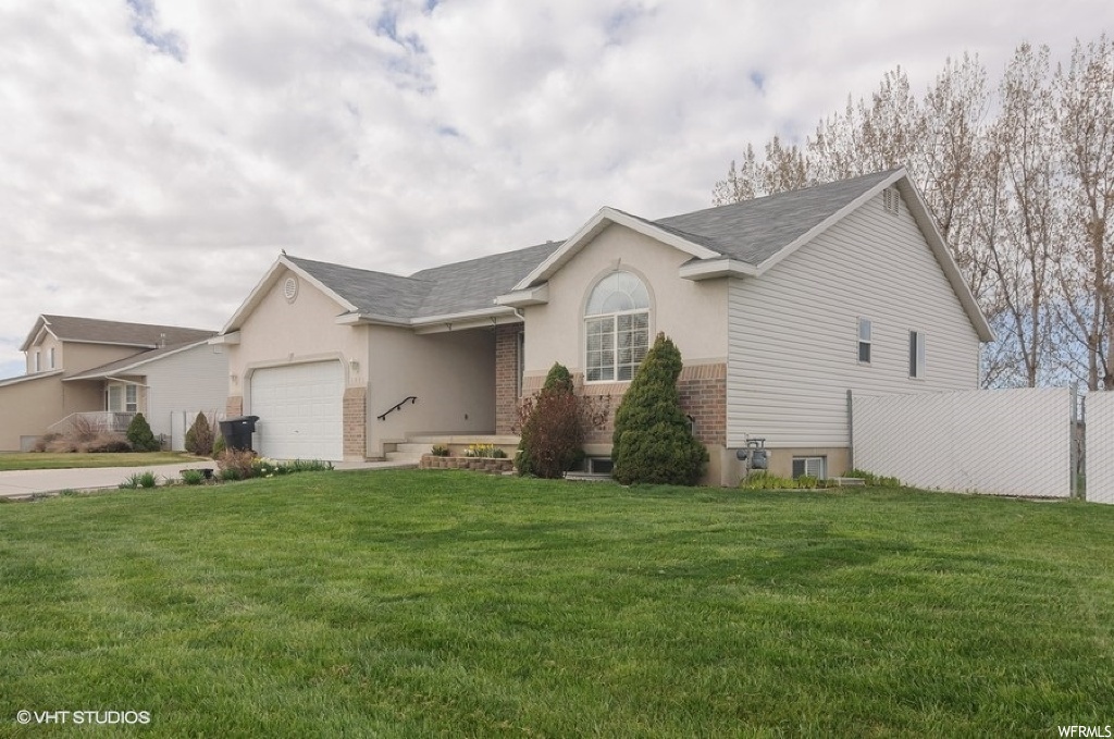 2481 N 2350 W, Clinton, UT 84015