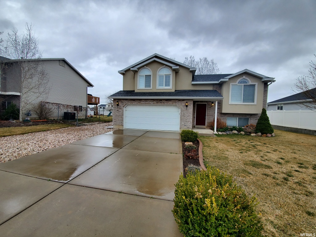 1649 N 2400 W, Clinton, UT 84015