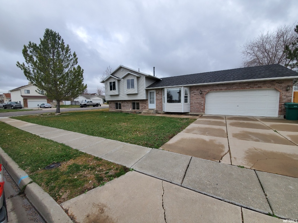 5708 S 4075 W, Roy, UT 84067