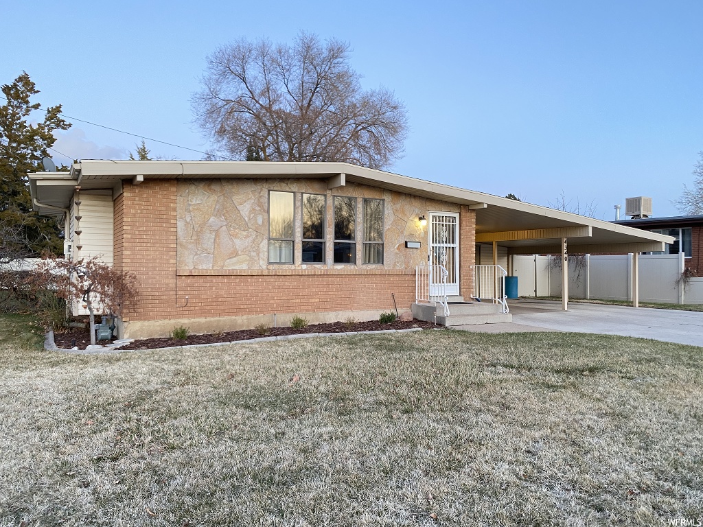 4340 S 2325 W, Roy, UT 84067
