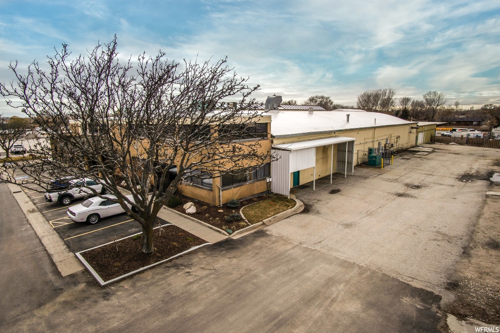 933 S Wall Ave E, Ogden, UT 84404