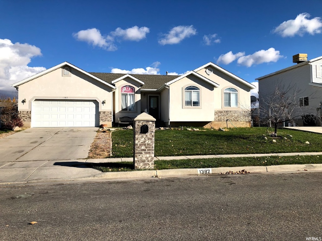1382 N 820 W, Clinton, UT 84015